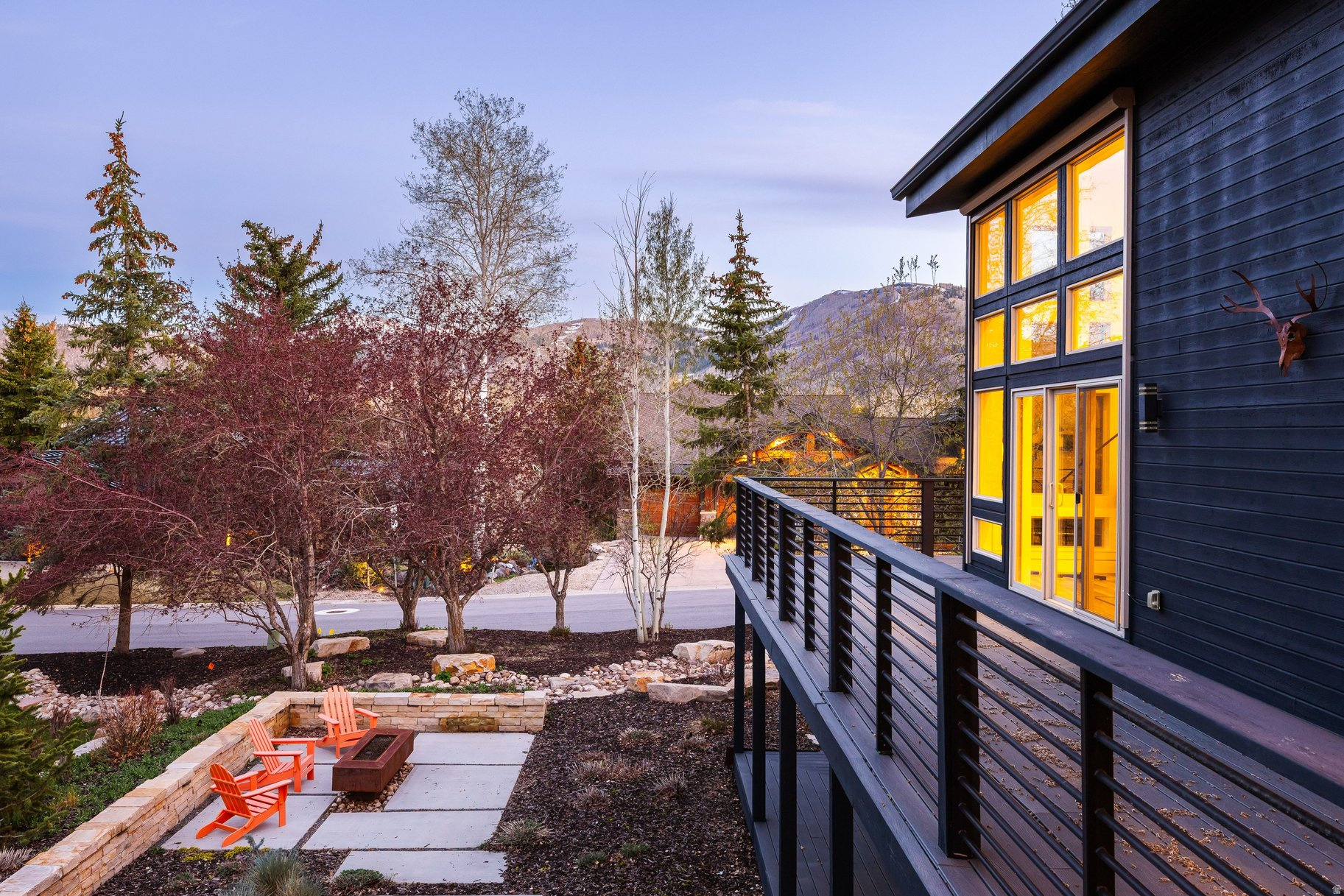 RIDGEVIEW - Residential