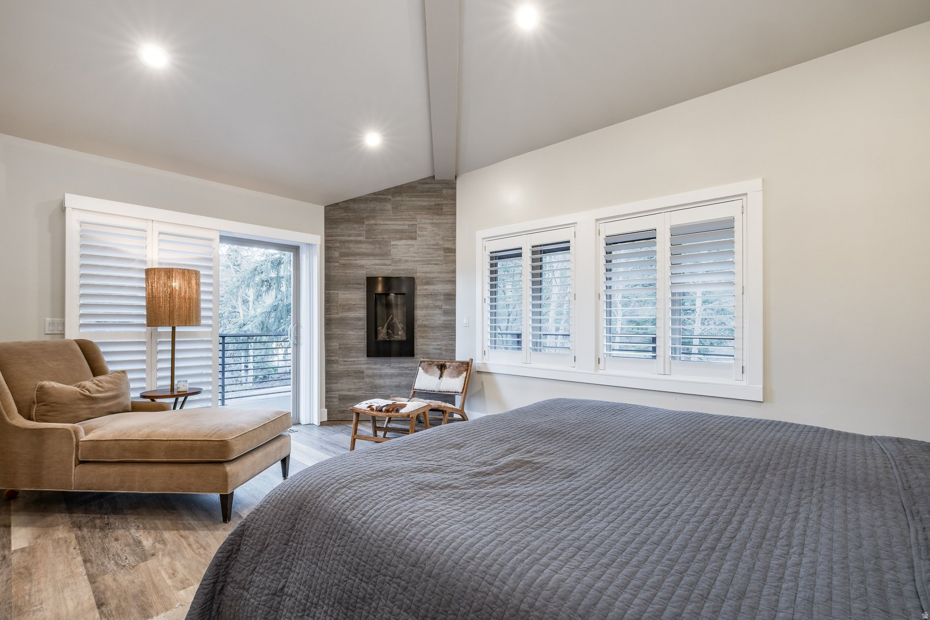 RIDGEVIEW - Residential