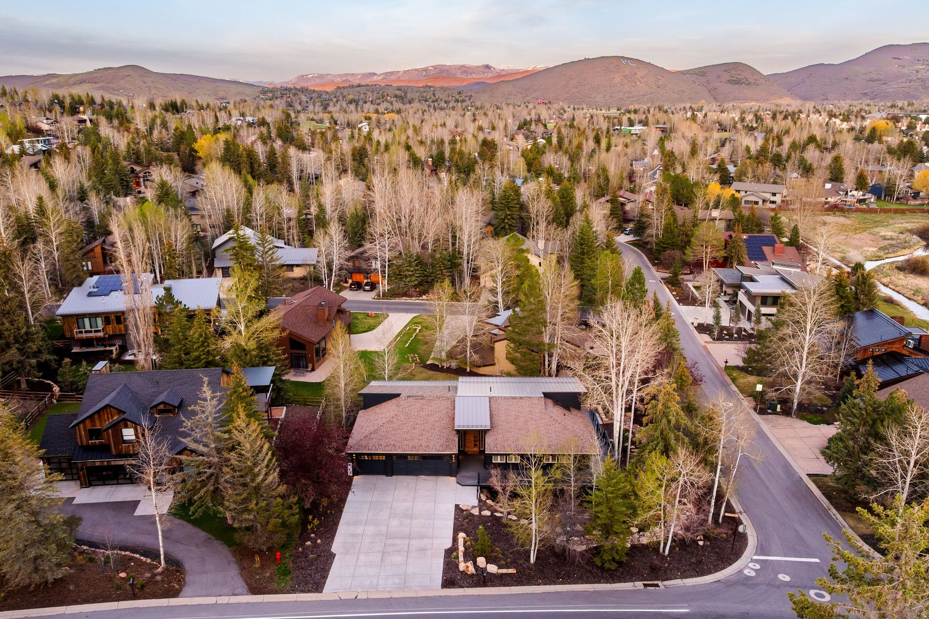 RIDGEVIEW - Residential