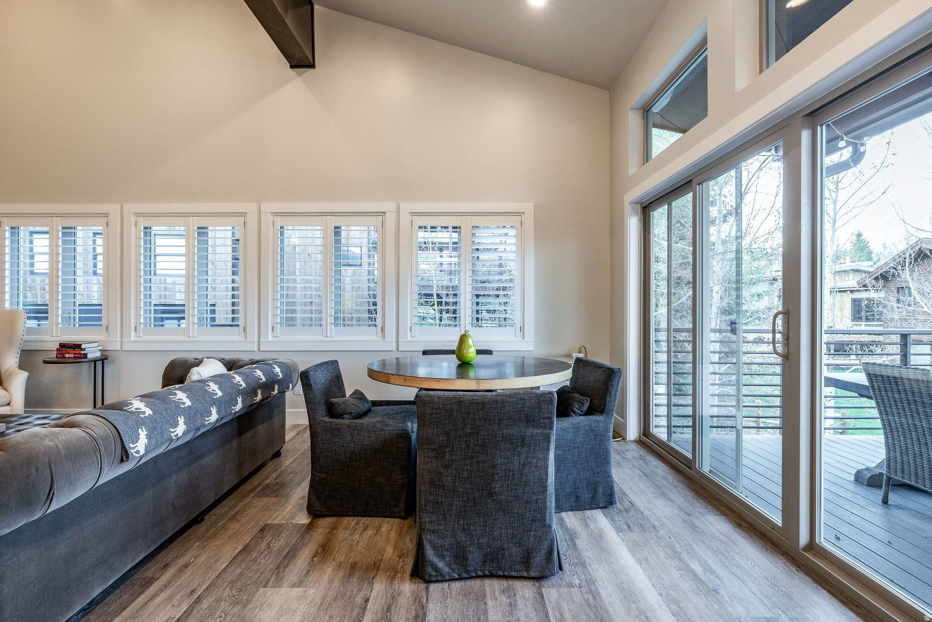 RIDGEVIEW - Residential