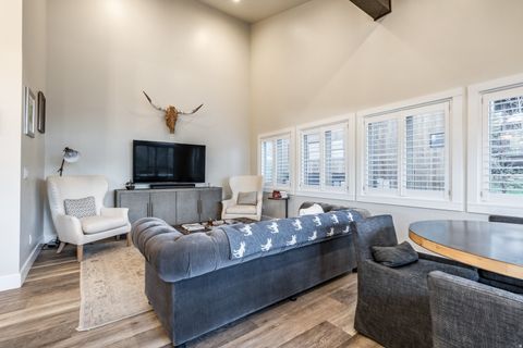 Tiny photo for 3004 MEADOWS DR, Park City, UT 84060 (MLS # 2149722)