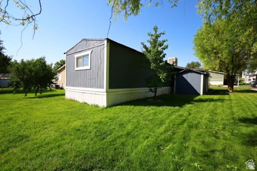 Photo of 935 E 3000 N #175, Layton, UT 84040 (MLS # 2128170)