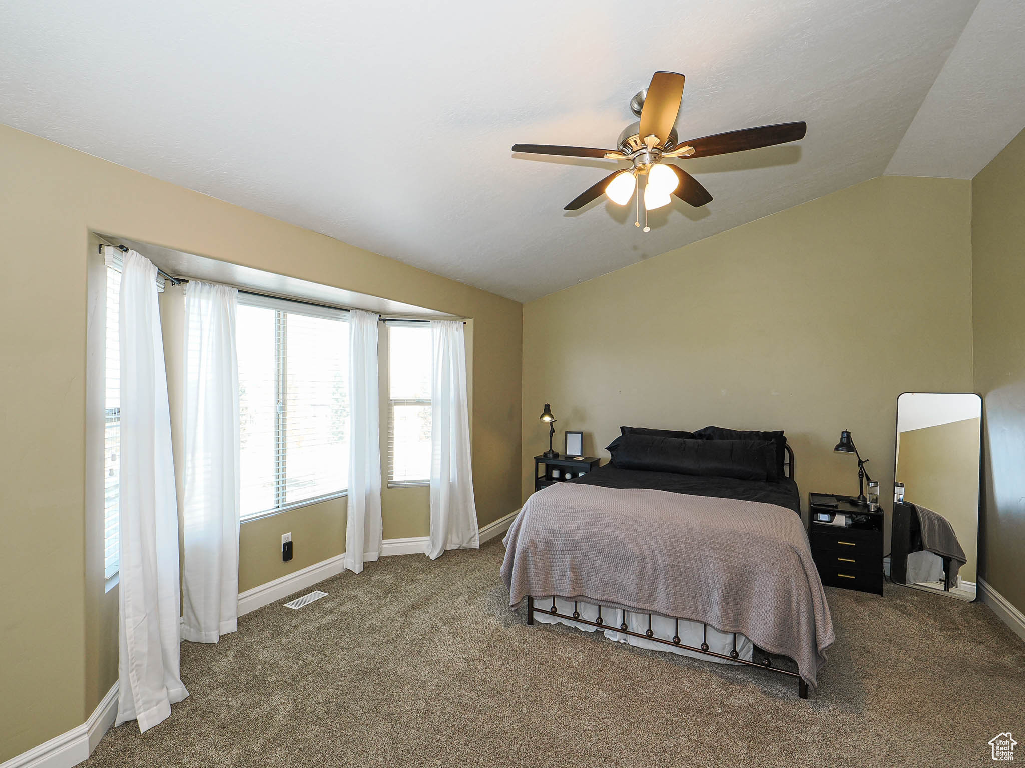 BRIDLEWALK PLACE - Residential