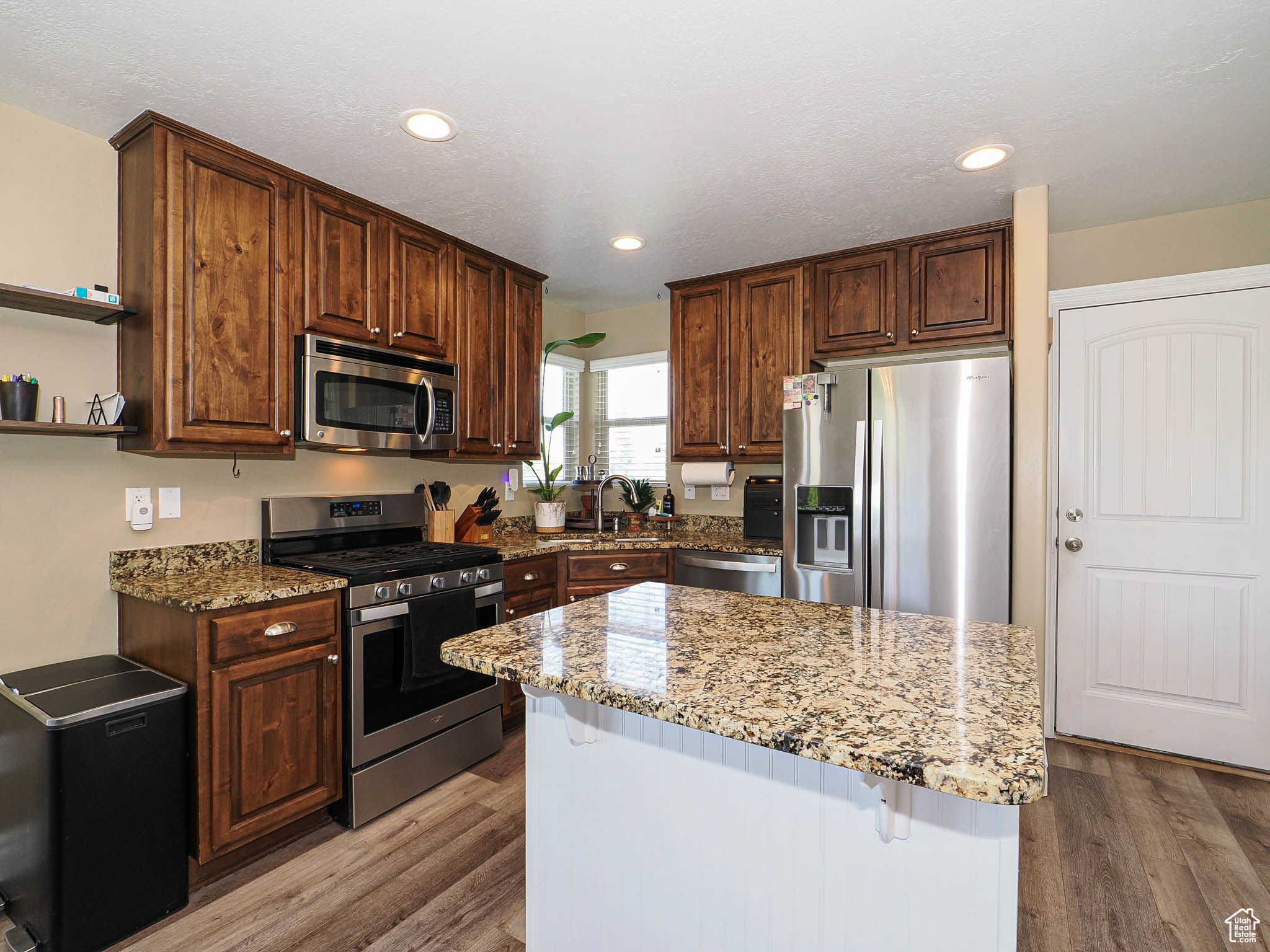 BRIDLEWALK PLACE - Residential