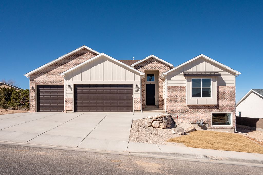 Photo of 195 S 2050 W, Cedar City, UT 84720 (MLS # 2143648)