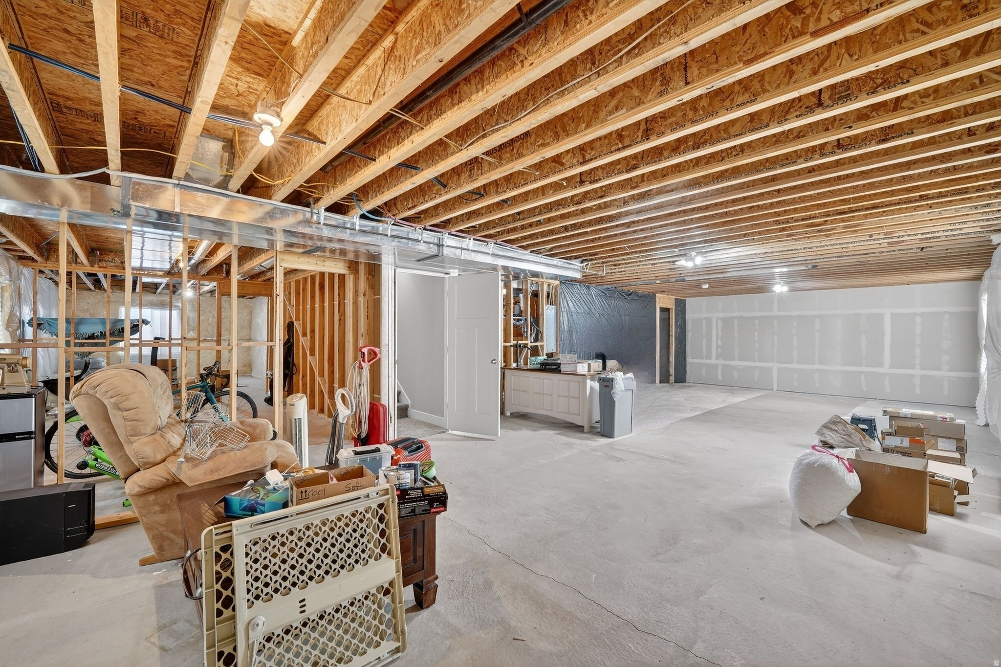 THE COVE AT KIMBALLS - Residential