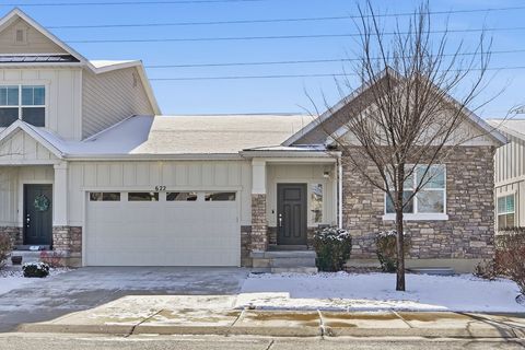 Photo of 622 E SAWBACK LN, Draper, UT 84020 (MLS # 2138301)