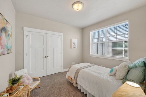 Tiny photo for 622 E SAWBACK LN, Draper, UT 84020 (MLS # 2138301)