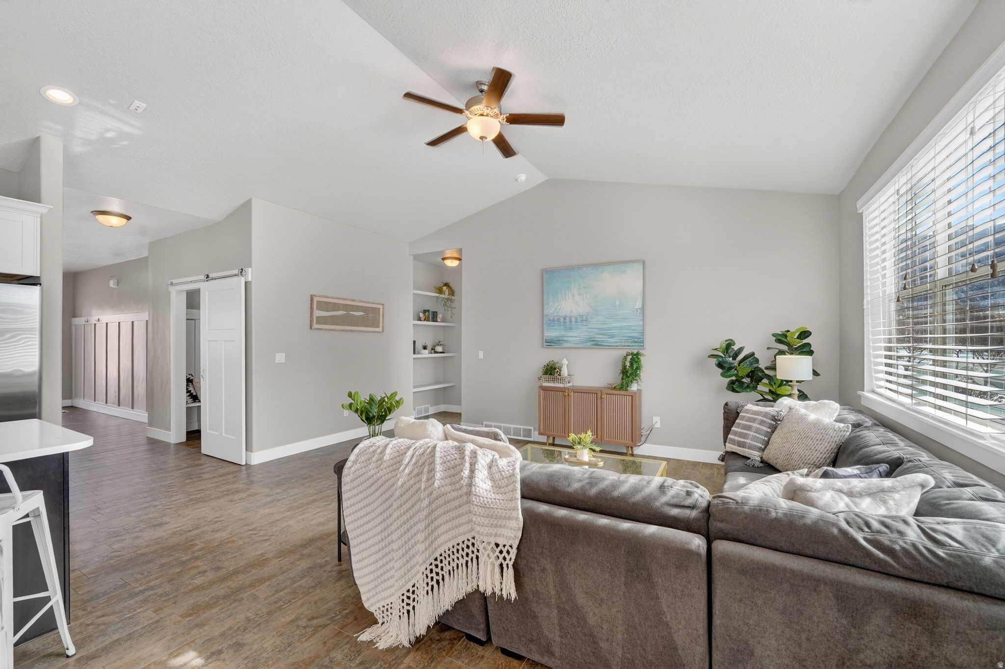 THE COVE AT KIMBALLS - Residential