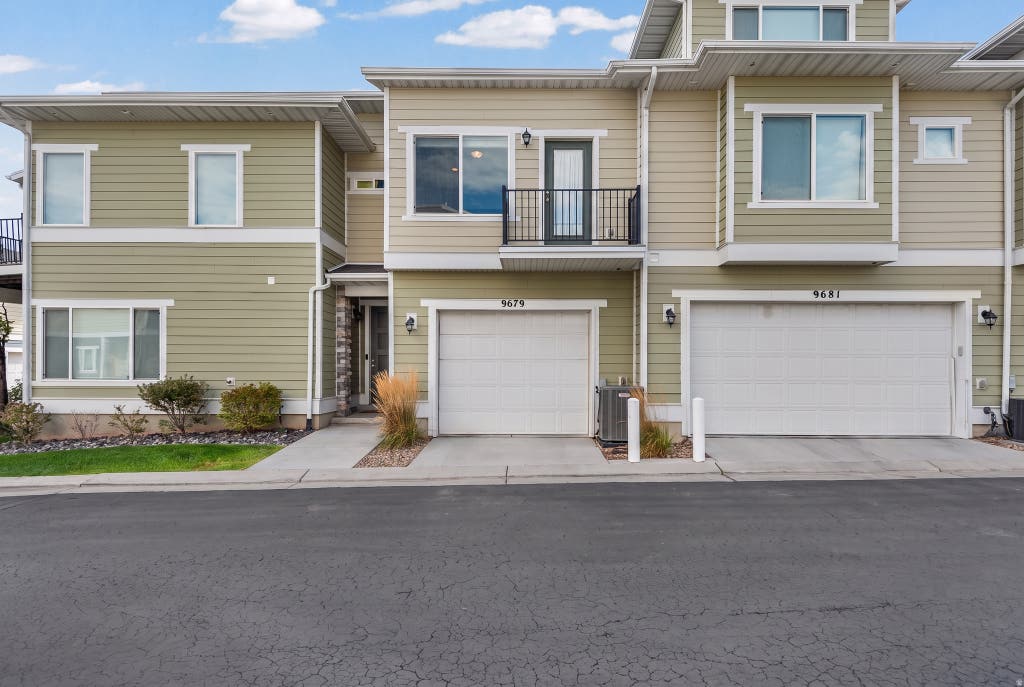 Photo of 9679 S SANTO LN, South Jordan, UT 84095 (MLS # 2181176)