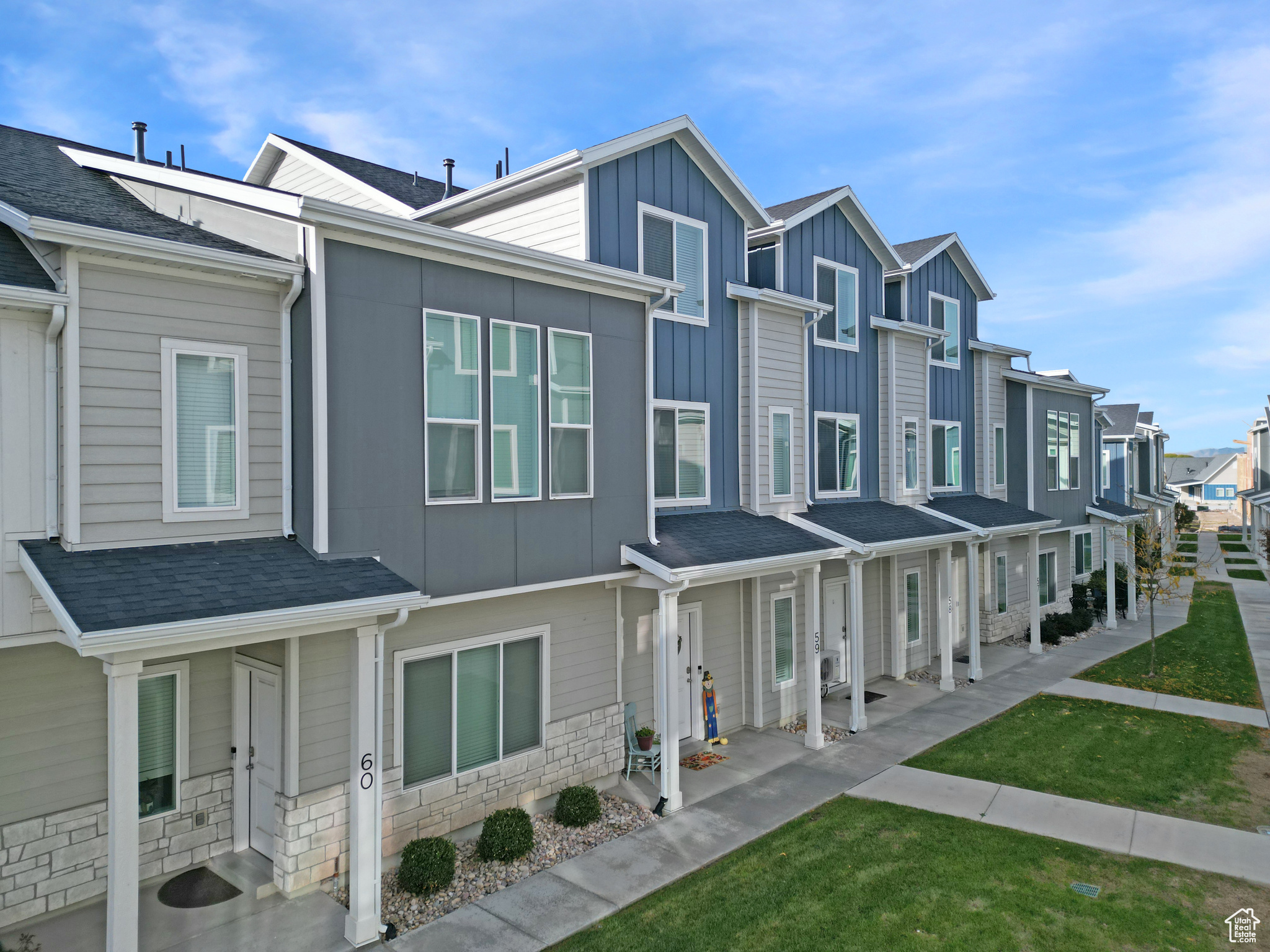 PROMINENCE POINT SUB - Residential