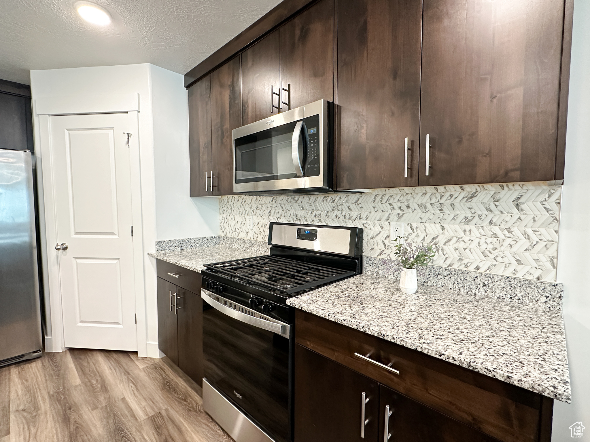 PROMINENCE POINT SUB - Residential