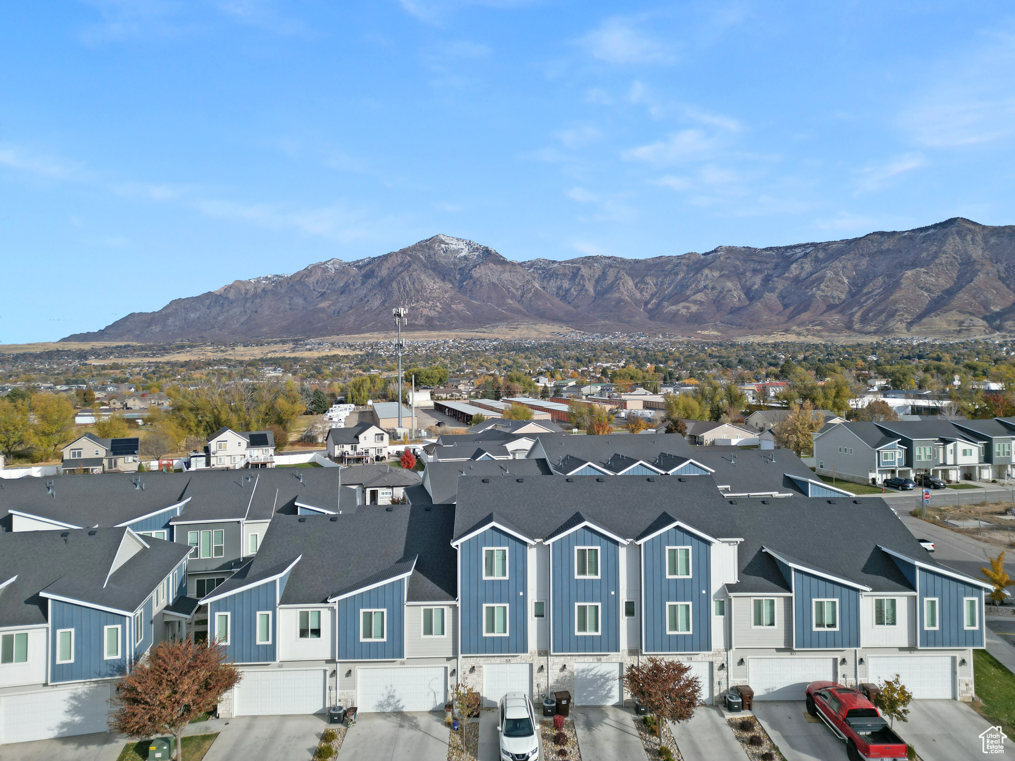 PROMINENCE POINT SUB - Residential