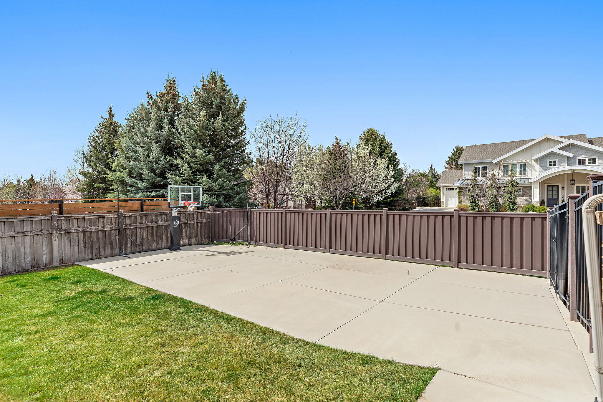 WHITBY WOODLANDS - Residential