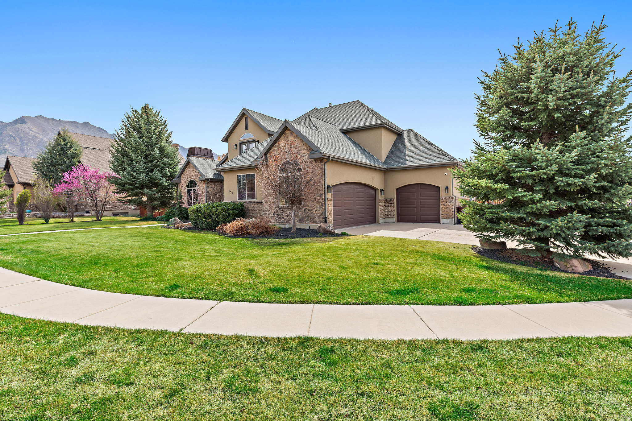 WHITBY WOODLANDS - Residential