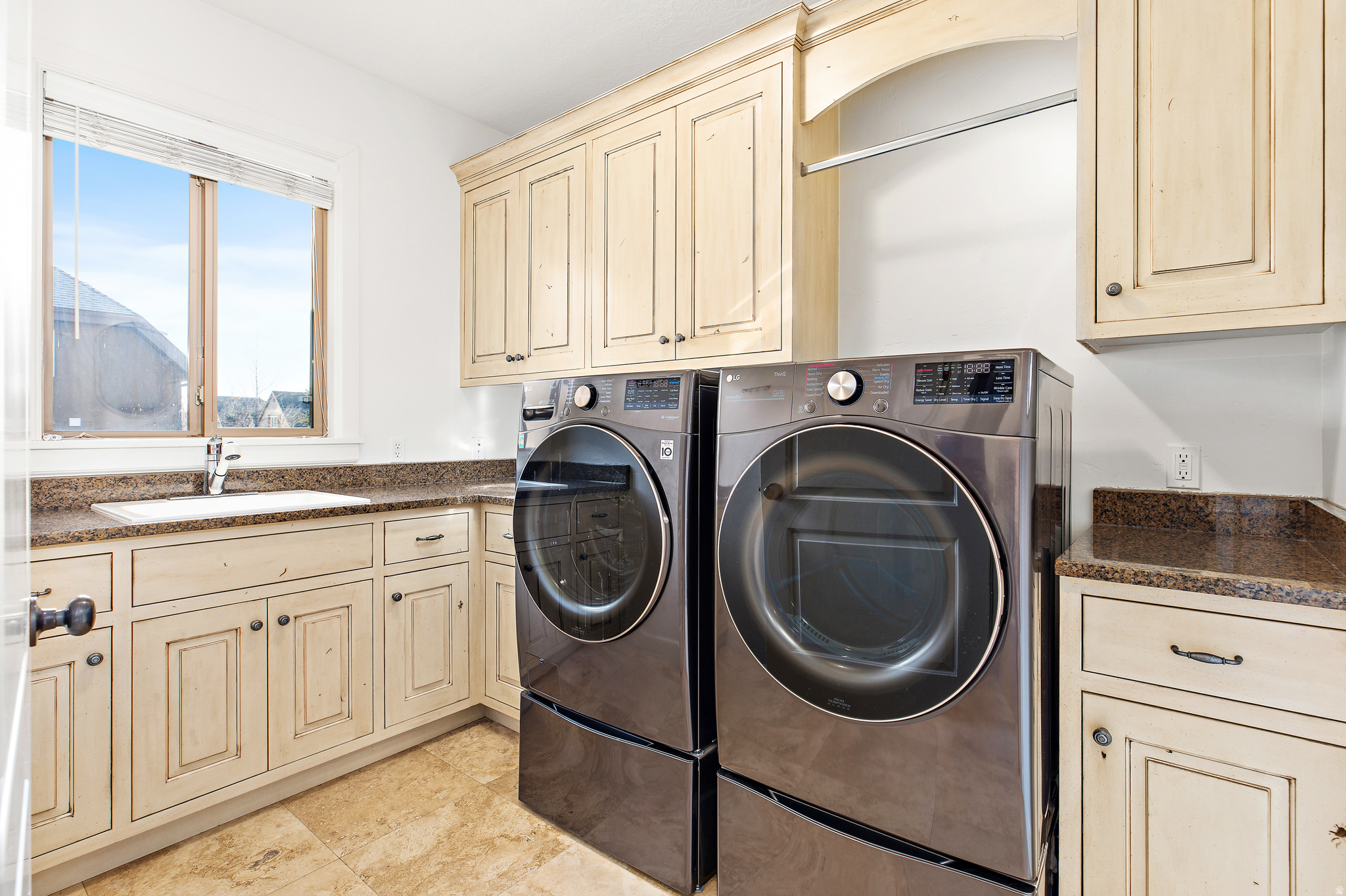 WHITBY WOODLANDS - Residential