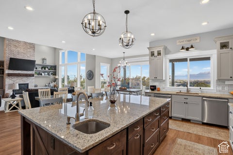 Tiny photo for 885 E 960 S, Salem, UT 84653 (MLS # 2193021)