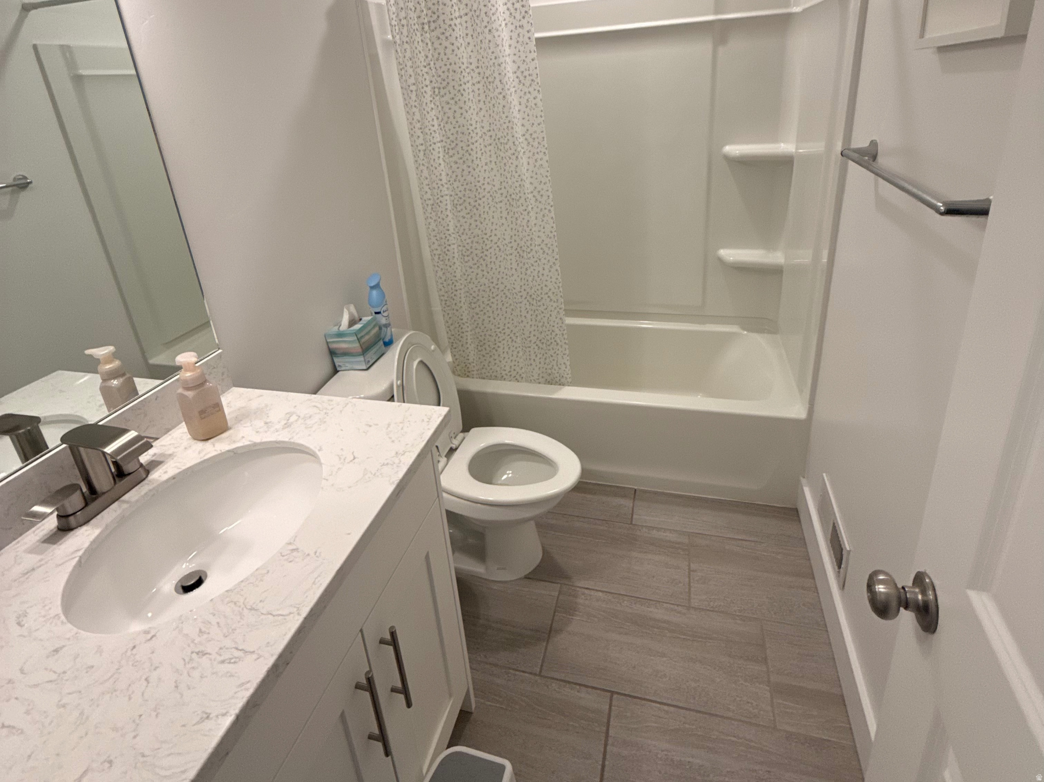 FREEDOM LANDING - Residential