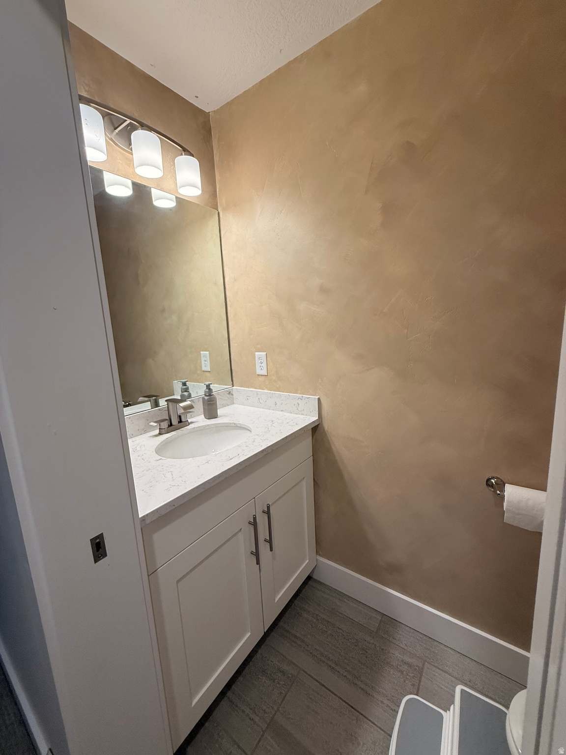 FREEDOM LANDING - Residential