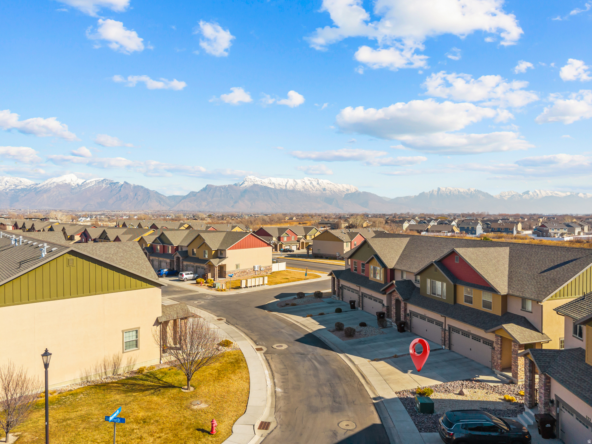 THE COVE - Residential