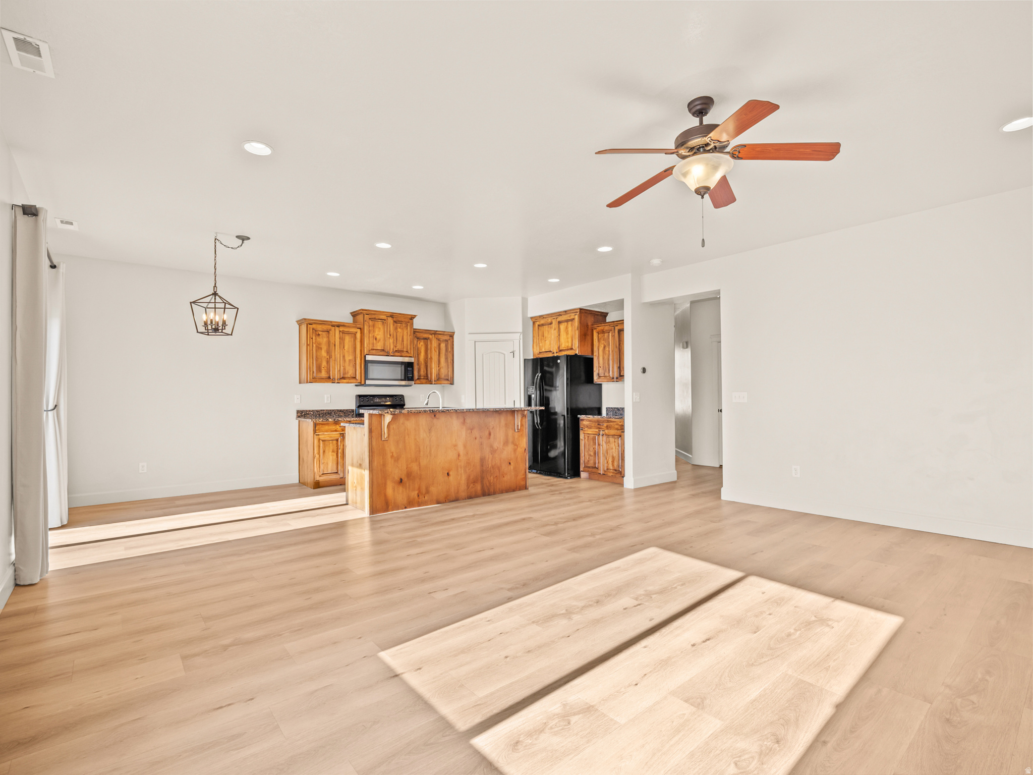 THE COVE - Residential