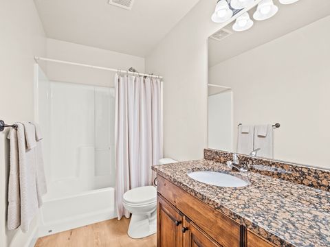 Tiny photo for 233 E BAYCREST DR, Saratoga Springs, UT 84045 (MLS # 2135178)