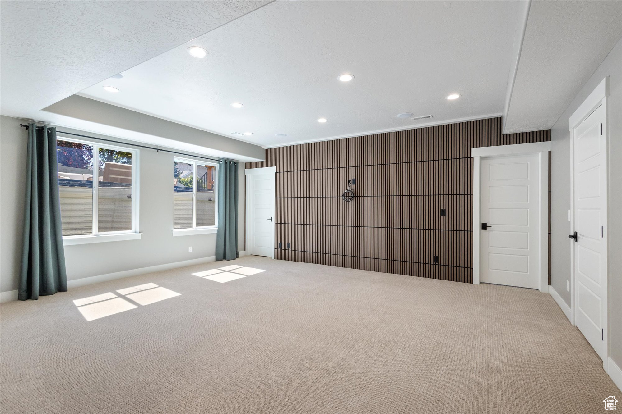 IVORY RIDGE - Residential