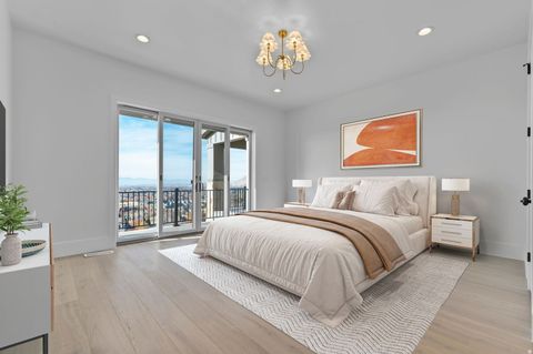 Tiny photo for 204 S TROY ST, Mapleton, UT 84664 (MLS # 2123608)