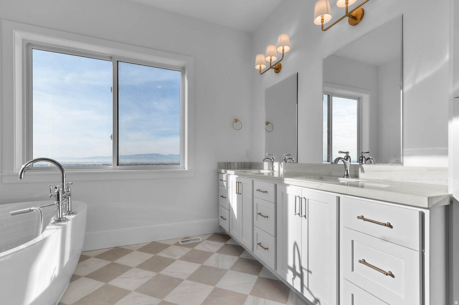 MAPLE BENCH ESTATES - Residential