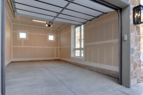 Tiny photo for 204 S TROY ST, Mapleton, UT 84664 (MLS # 2123608)