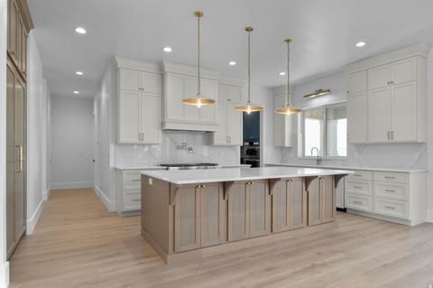 Tiny photo for 204 S TROY ST, Mapleton, UT 84664 (MLS # 2123608)