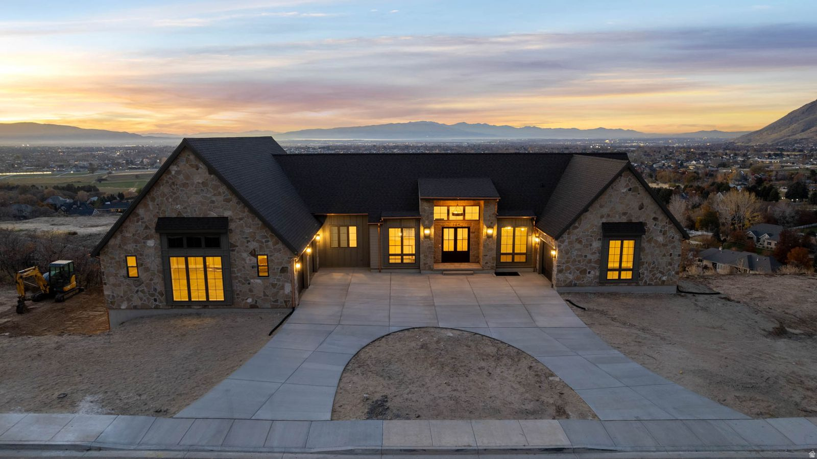 MAPLE BENCH ESTATES - Residential