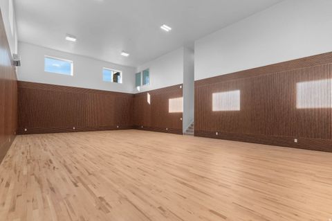 Tiny photo for 204 S TROY ST, Mapleton, UT 84664 (MLS # 2123608)