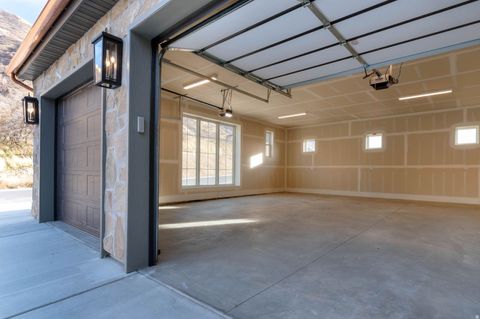 Tiny photo for 204 S TROY ST, Mapleton, UT 84664 (MLS # 2123608)