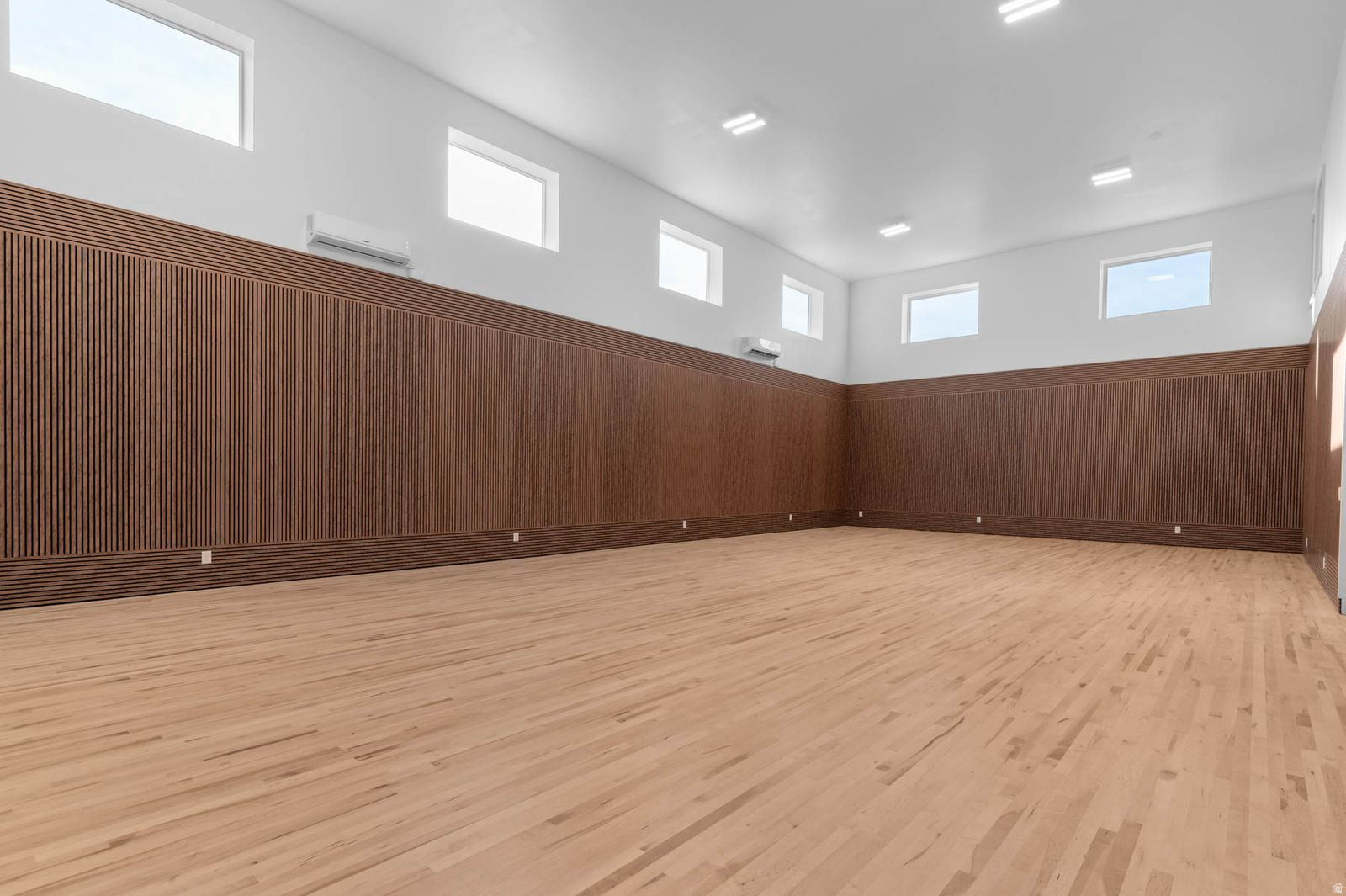 MAPLE BENCH ESTATES - Residential