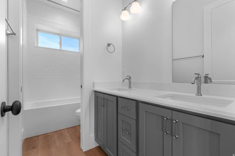 Tiny photo for 204 S TROY ST, Mapleton, UT 84664 (MLS # 2123608)