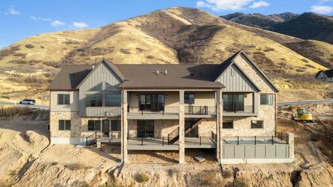 Tiny photo for 204 S TROY ST, Mapleton, UT 84664 (MLS # 2123608)