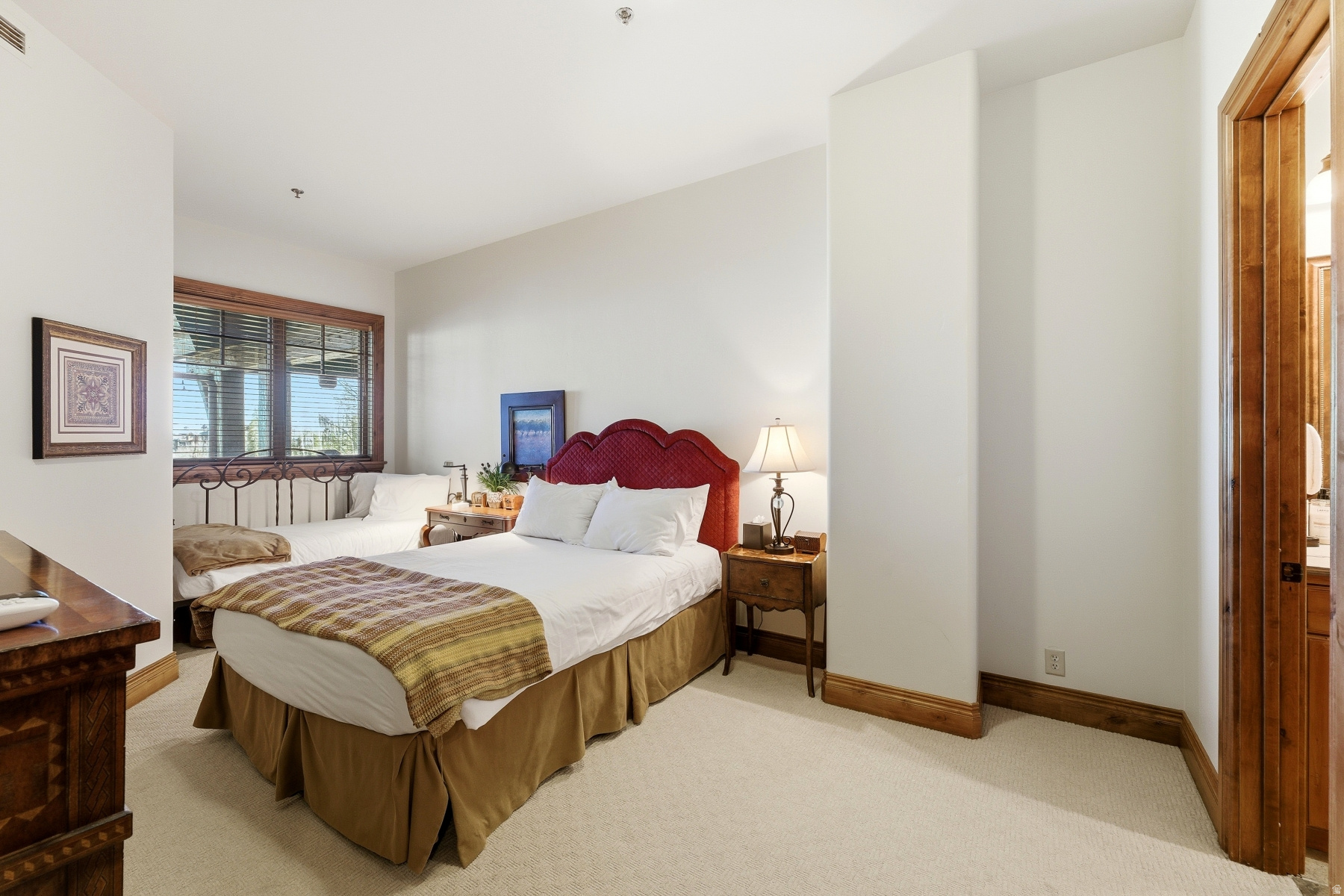 GRAND LODGE CONDO - Residential