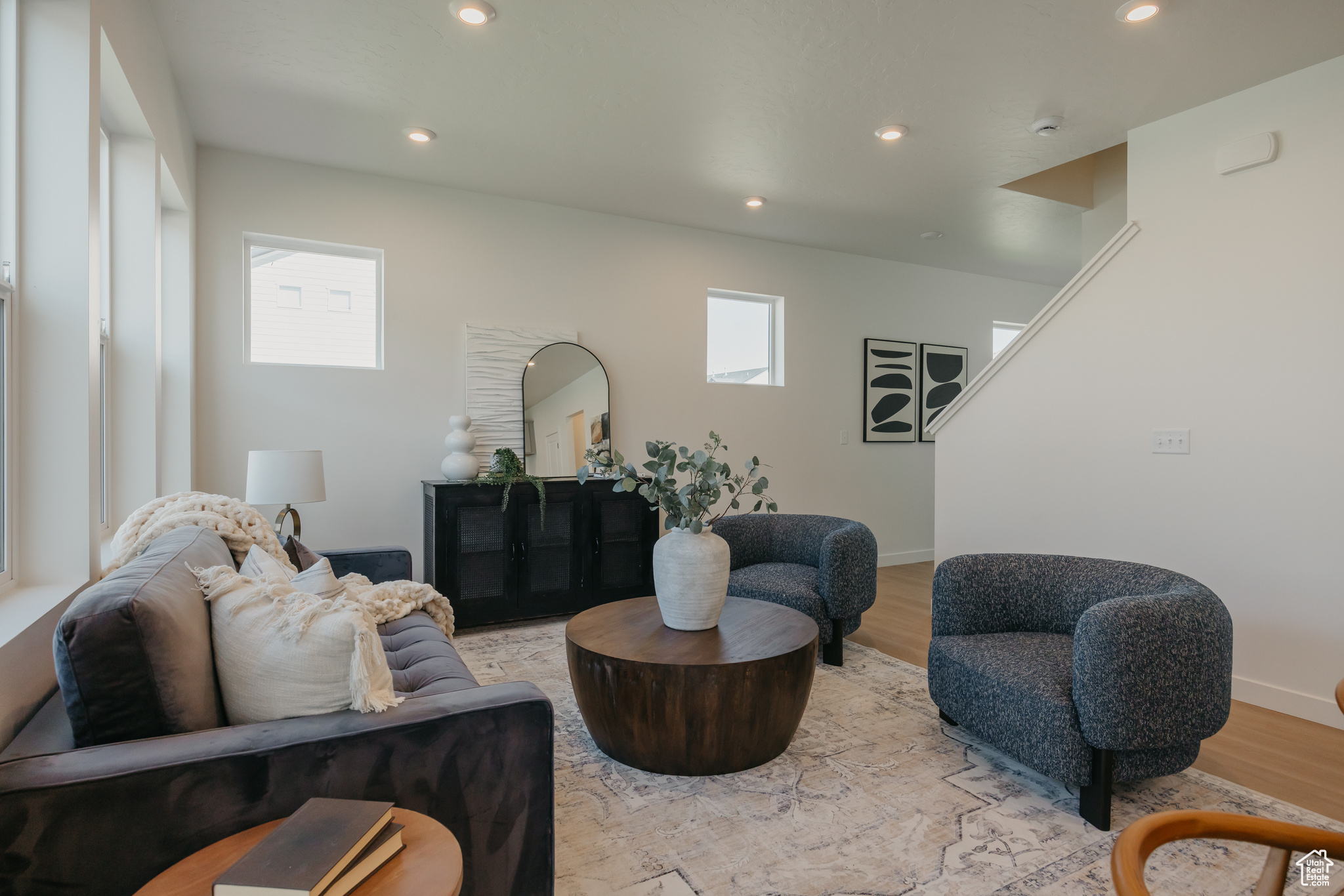 EAGLE HEIGHTS - Residential