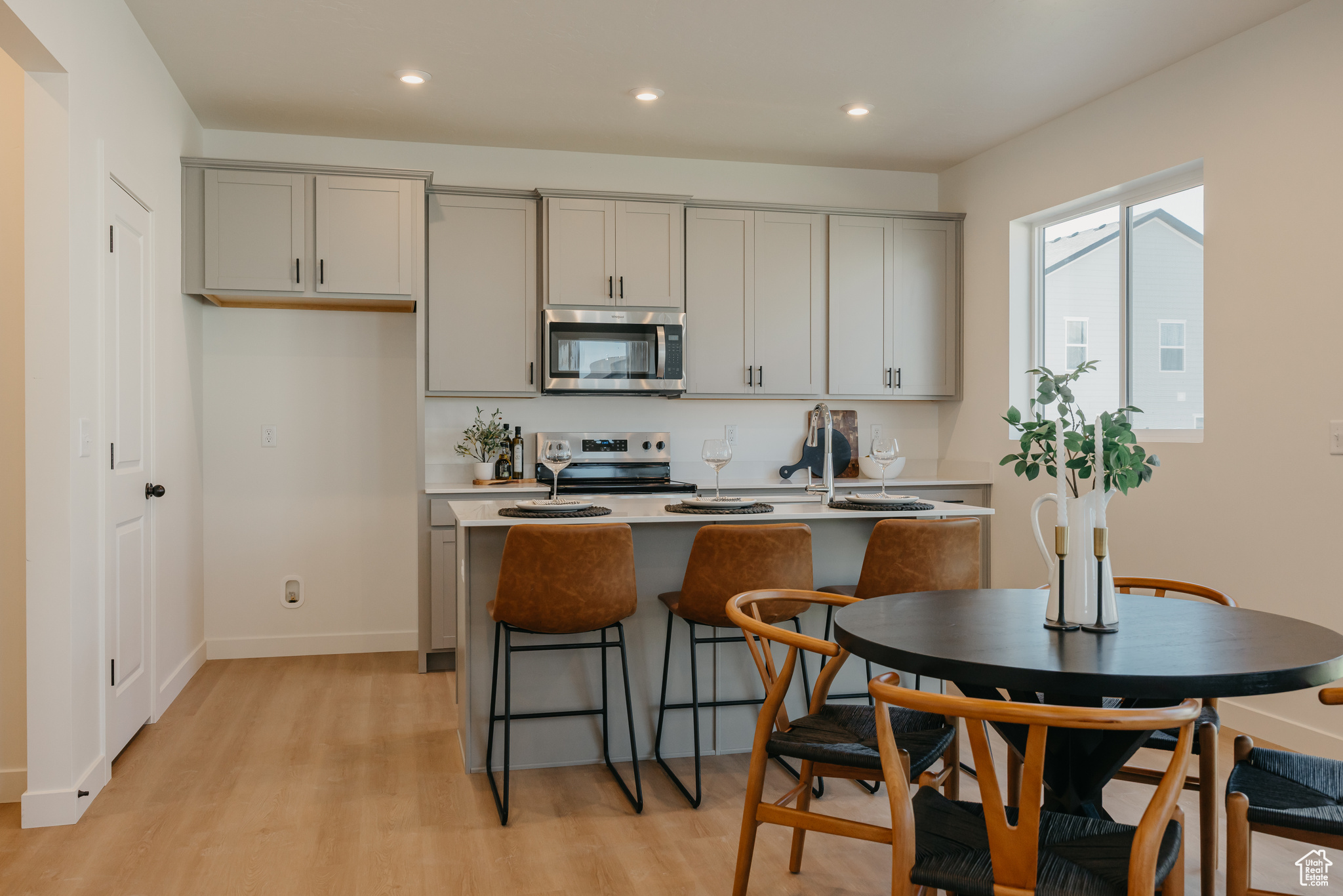 EAGLE HEIGHTS - Residential