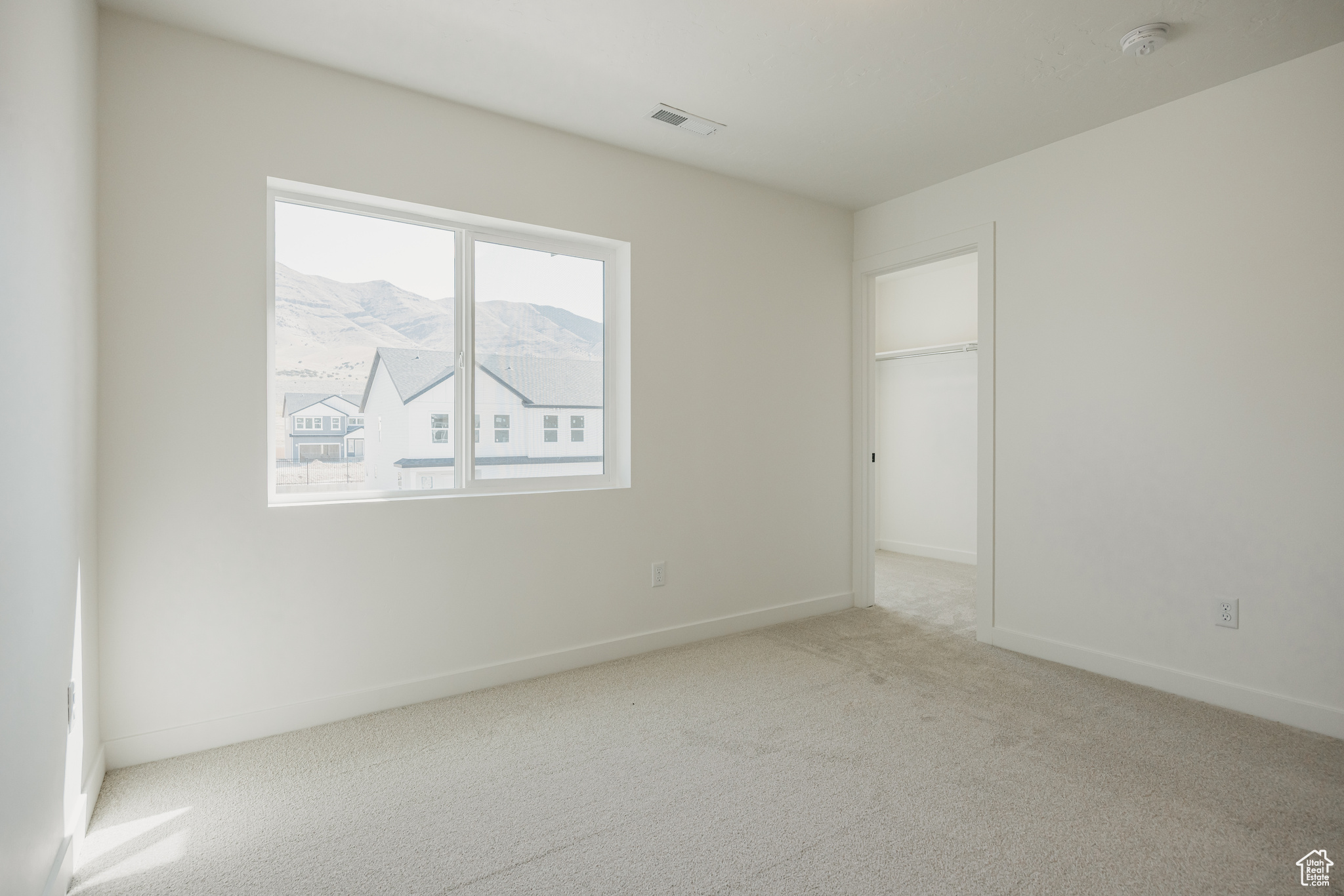 EAGLE HEIGHTS - Residential