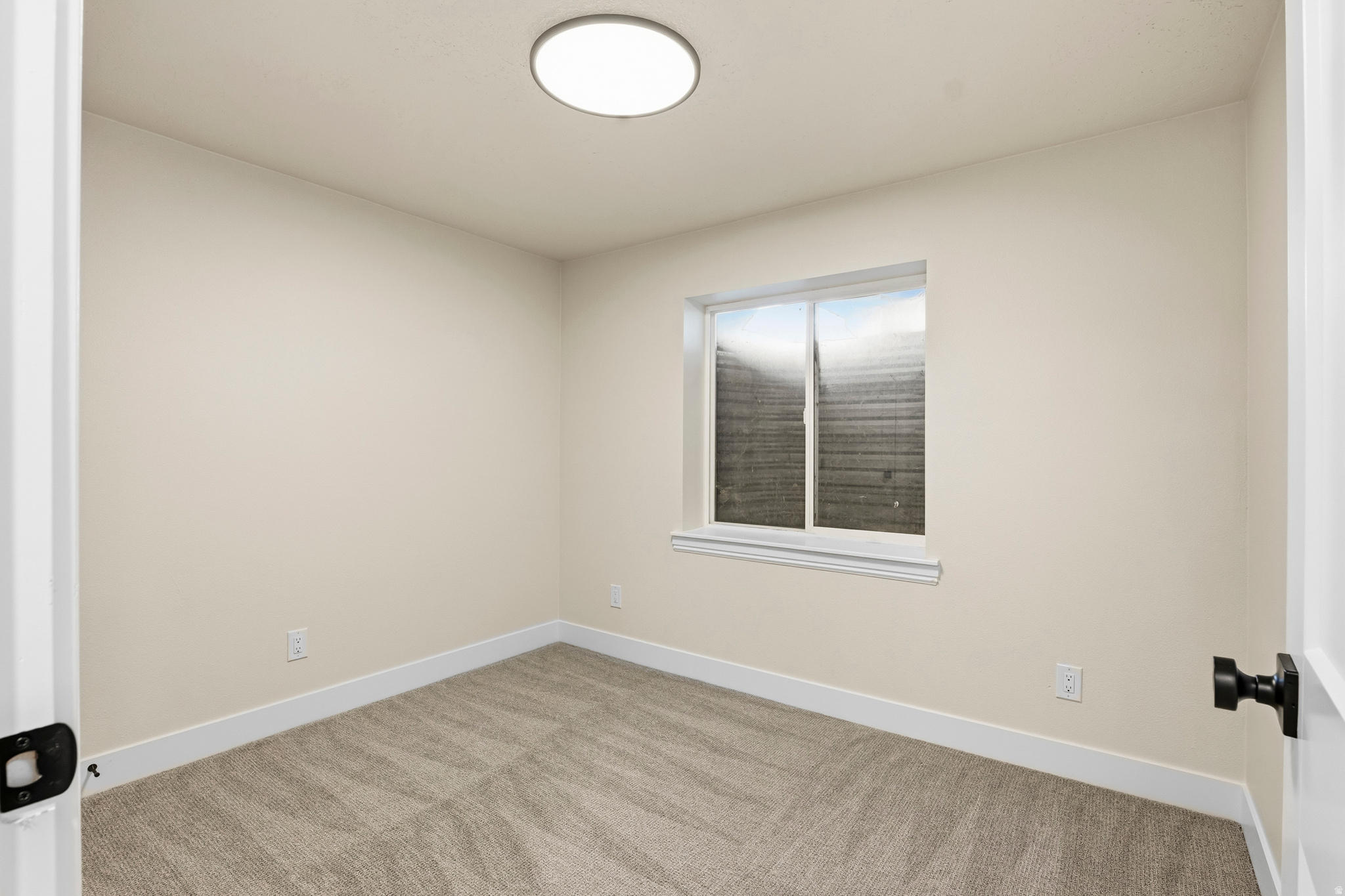 LITTLE MOUNTAIN ESTATES - Residential