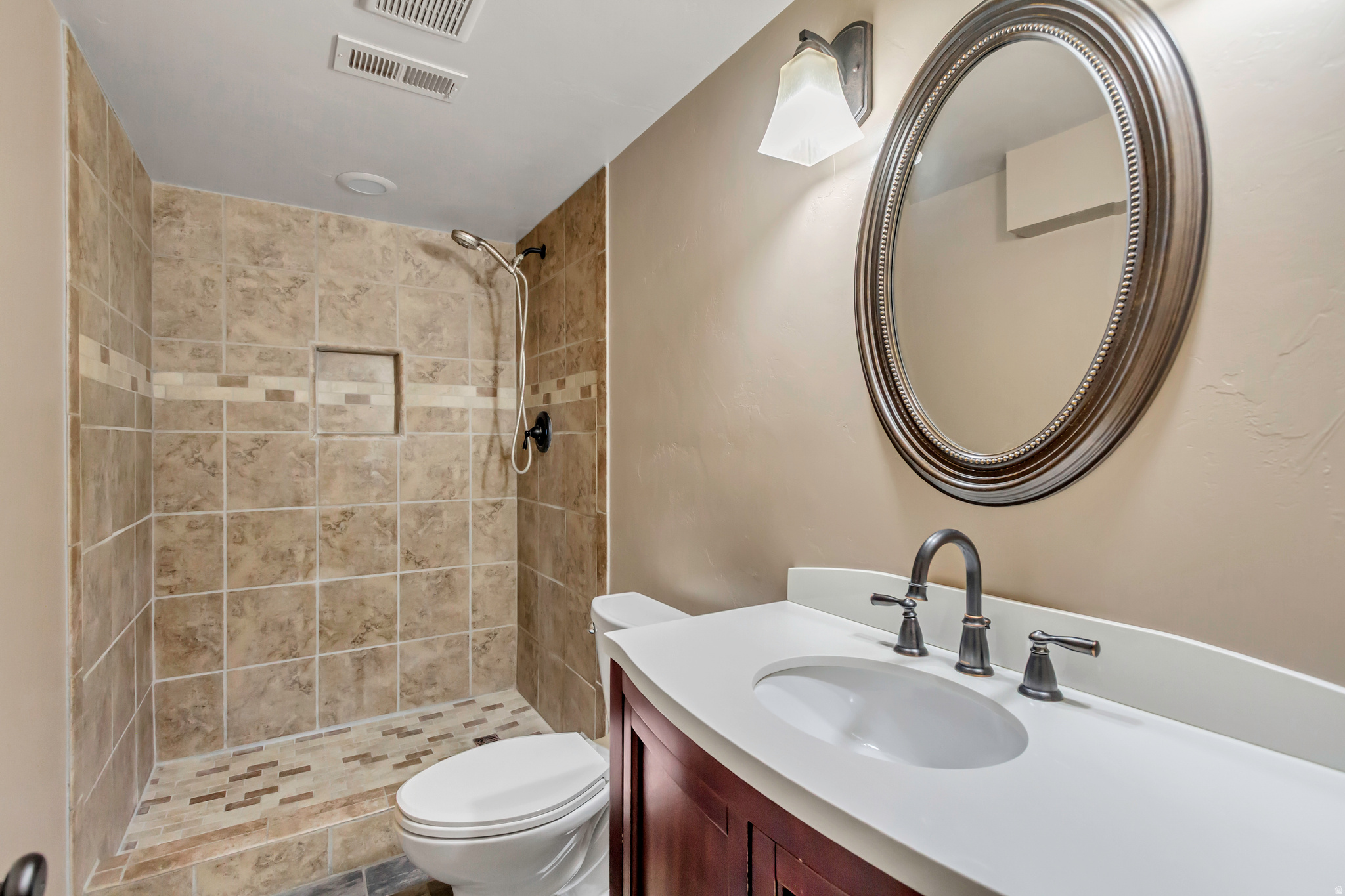 THREE FOUNTAINS - Residential