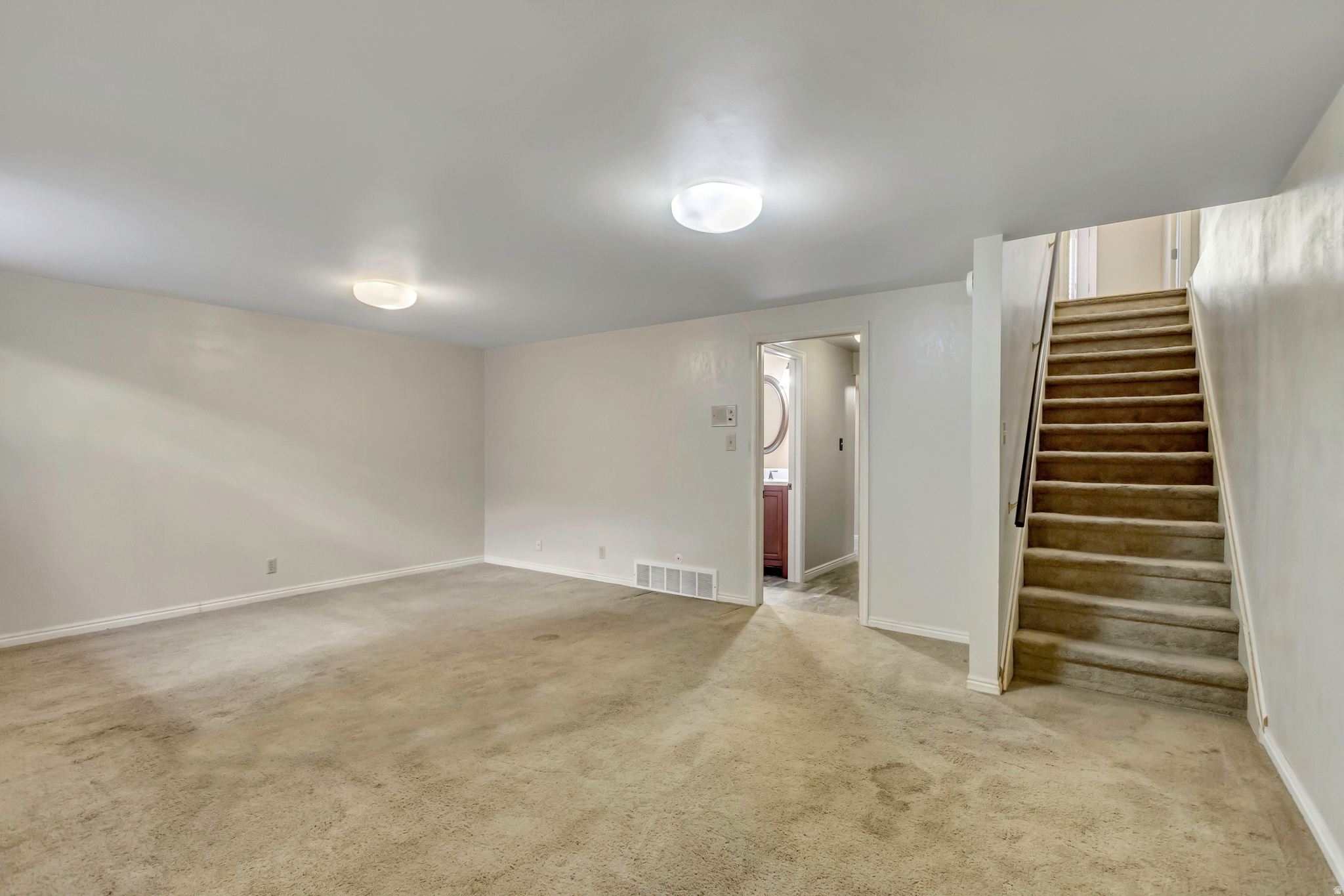 THREE FOUNTAINS - Residential