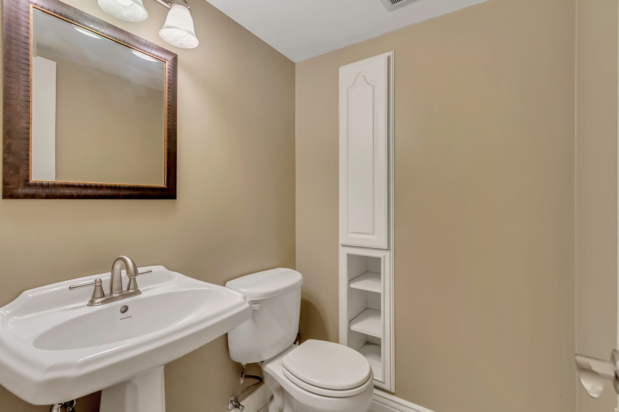 THREE FOUNTAINS - Residential