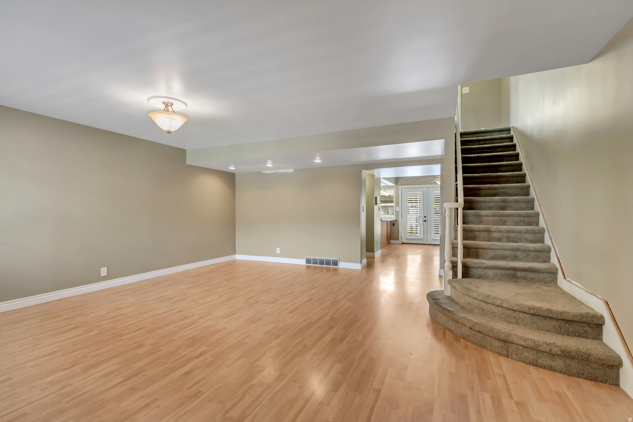 THREE FOUNTAINS - Residential