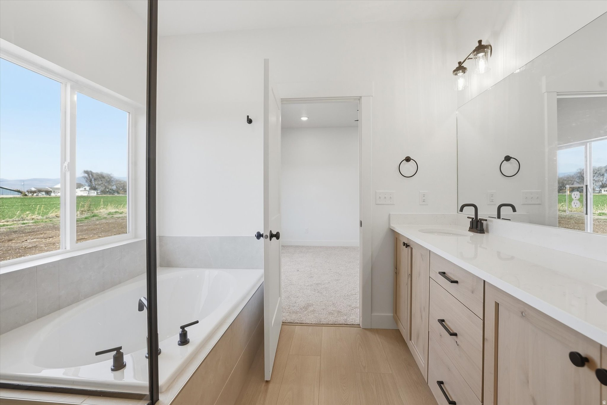 SUNSETM VISTA - Residential