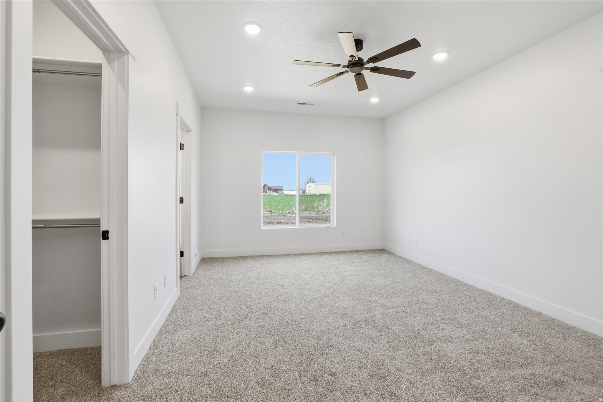 SUNSETM VISTA - Residential