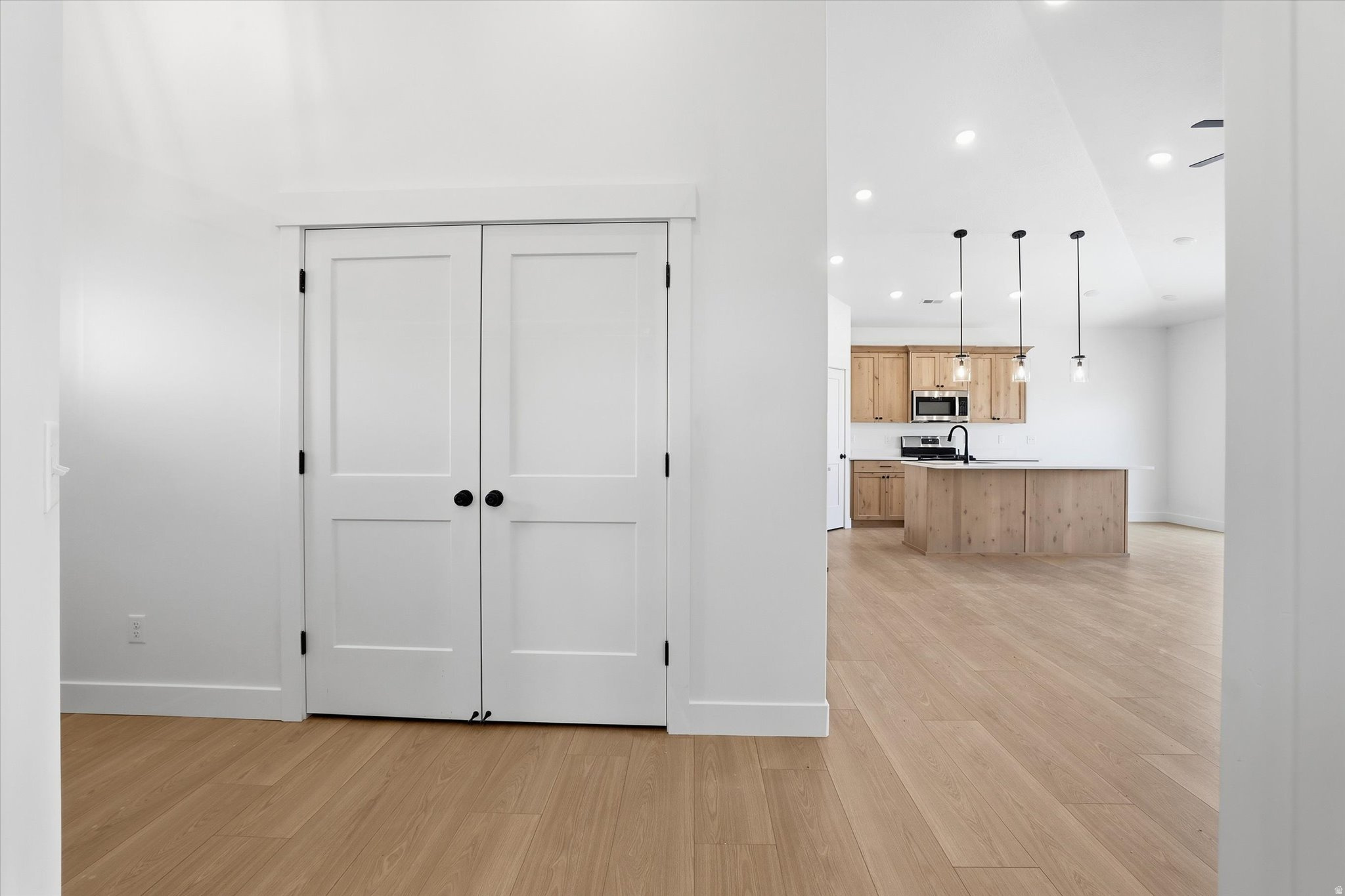 SUNSETM VISTA - Residential