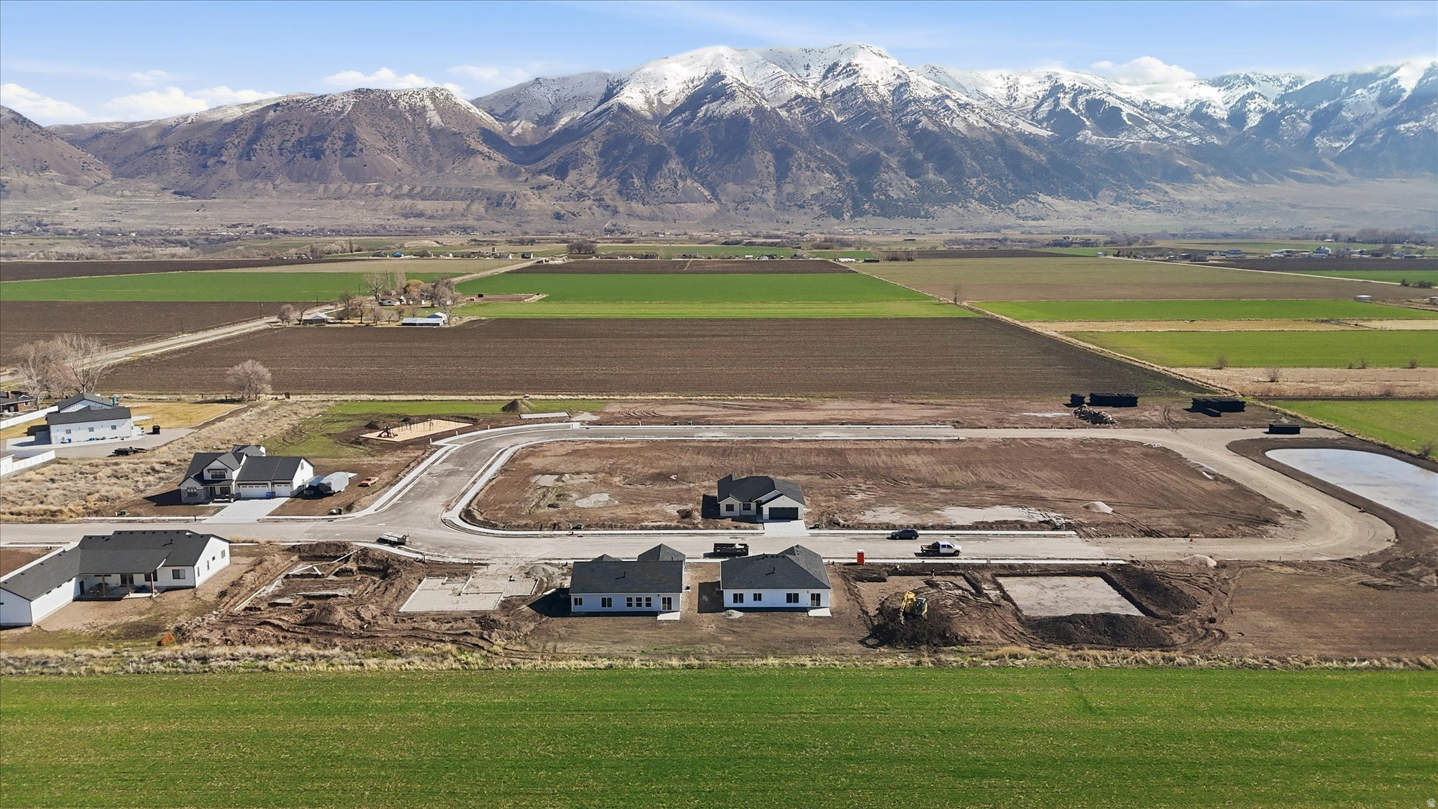 SUNSETM VISTA - Residential